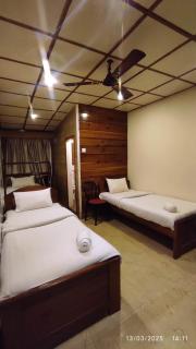 Baba Tourist Lodge - 3