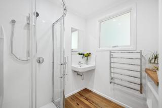 Hagley Park South Queen size bedroom - Christchurch - 2