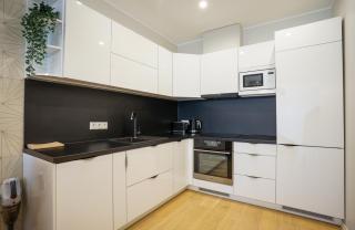 Citycentre Luxury apartment with free parking - Pärnu - 3