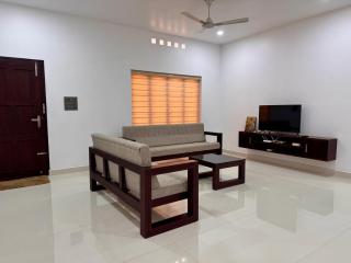 Cheers Home Stay - Pala - 8