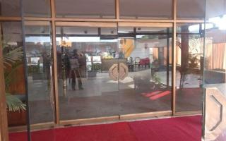 Hotel Raj Hans, Faridabad - Faridabad - 4