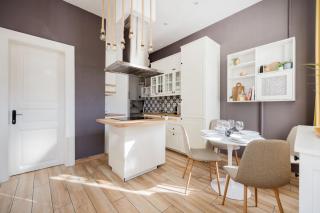 Bright and Cozy Urban Getaway - Budapest - 9