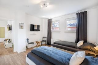 VAZ Apartments Walsum, Küche, Terrasse, TV, WLAN, Parkplatz, Autobahnähe - Duisburgo - 4