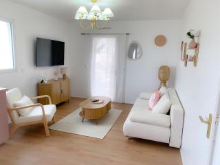 Le Cocon Rose Jacuzzi privé rêve et Douceur - 9