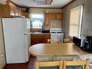 Lovely 26th street Bayside Garage Apt - Ocean City - 5