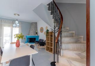 Beachfront Bliss by halu! Spacious vacation house - Nea Skioni - 4