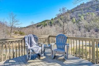 Peaceful 3BR Escape With National Forest Access - - 4