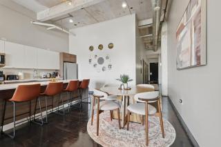 Luxury Penthouse with City Views - 2