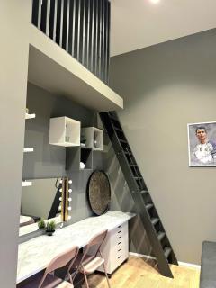 Luxury row house in quiet area with infrared sauna and hot tub - Mosfellsbær - 5