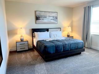 Serenity Townhome Getaway 4 bed 3 bath home near Disney in Clermont FL - 6