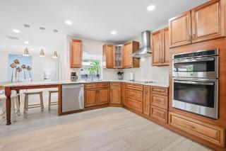 4 BD 3BA Heated Pool Close to Beach - 4