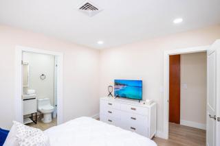 4 BD 3BA Heated Pool Close to Beach - Boca Raton - 1