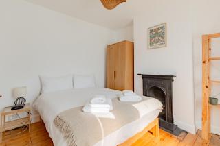 Newly Renovated 3bed Period Home in Stratford - Londra - 0