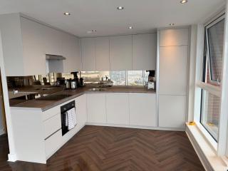 Excel Luxury Apartment with amazing view - London - 7