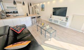 "L'artiste" close to everything - with terrace and parking - 8