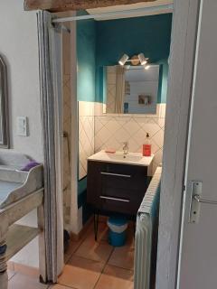 chambre dans ferme provençale - 2