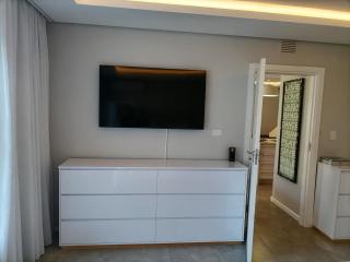 Umhlanga Luxury Accommodation - Durban - 4