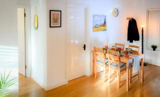 2 Bedroom Apartment By Littlepiggyrentals Short Lets & Serviced Accommodation Stansted Mountfitchet Near Stansted Airport - Stansted Mountfitchet - 6