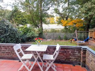 Central Private Cozy Room w own entrance, Spacious Bathroom, on-site parking - Amburgo - 5
