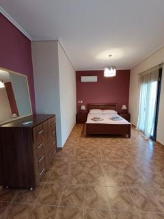 Komi Luxury Maisonette - Kómi - 4