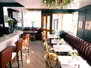 The Marine Hotel & Restaurant - Whitby - 9