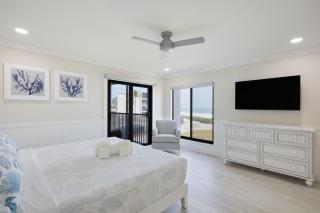 Sundial A201- Gorgeous Beachfront Condo at Sundial - Sanibel - 1
