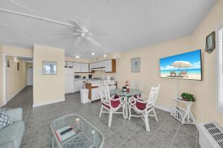Emerald Skye 43 Breezy Gulf Views Coastal Charm - Orange Beach - 5