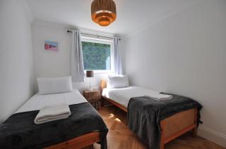 Alum Chine Beach Apartment 1 - 7