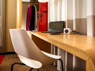 Hotel Mermoz Paris Le Bourget - La Courneuve - 7