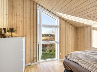 Holiday Home Ilya - 1-7km from the sea by Interhome - 5