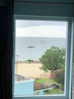 Negril Oceanview Escape - Beachfront Studio - Orange Bay - 3