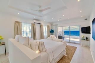 Solaris Beach House - Beachfront Property, St James - Saint James - 6