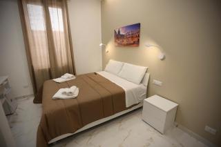 Front Palermo House - 6