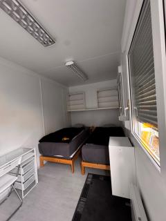 Möbilierter Wohncontainer - - 7