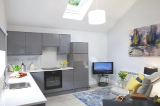 Westport Heights Apartments - Westport - 4