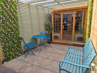 The Bay Cottage Hot Tub & Sauna Morecambe Bay - 1