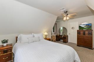 Lake Arrowhead Chardonnay Chalet - Lake Arrowhead - 4