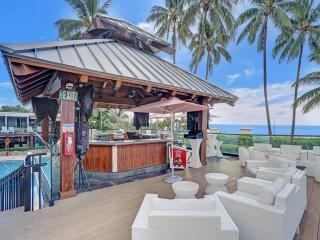 Beach Condo with Resort Perks, Pools, Fitness Center, and a Relaxing Bathtub 916 - 7