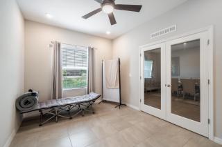 Heated Pool 4BR Retreat Family Friendly - Carlton - 1