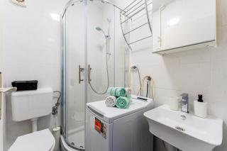 Flexible SelfCheckIns 118 - Zagreb - Bedroom - New - Zagabria - 4
