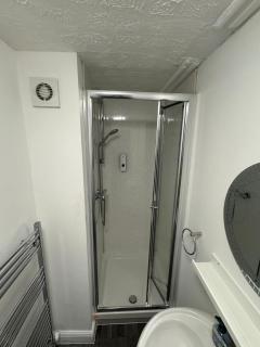 Modern Self Contained Studios - Nottingham - 1
