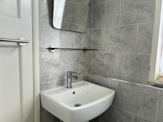 Spring Garden Guest House - 1