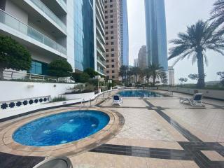 Spacious 2 BR With Pool, Gym and Kid's Playground - 5