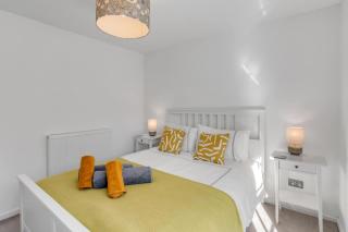 2-Bed Stay Near Norwich Riverside - - 9