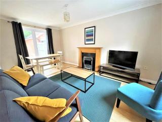 HouseSleeps10-Garden-Parking-Family&ContractorsOK - Colchester - 0