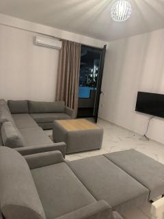 J&P Apartments Saranda - Saranda - 4