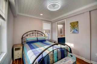 Sea Biscuit - Surf City - 1