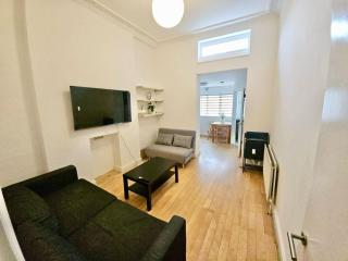 Centrally Located 2-Bedroom Apartment in London! - Londra - 5