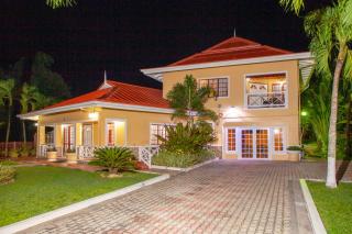 Hibiscus House - Mount Irvine - 9