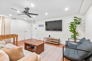 Game Room & In-Unit Laundry - 15 Min to Disney! - Artesia - 0